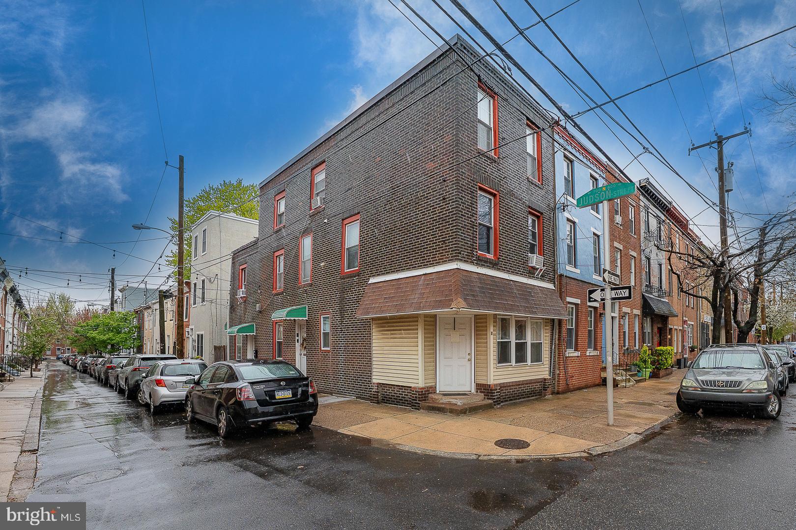 ART MUSEUM AREA - Residential Income