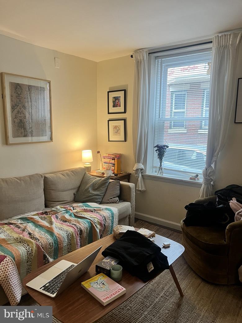 ART MUSEUM AREA - Residential Income