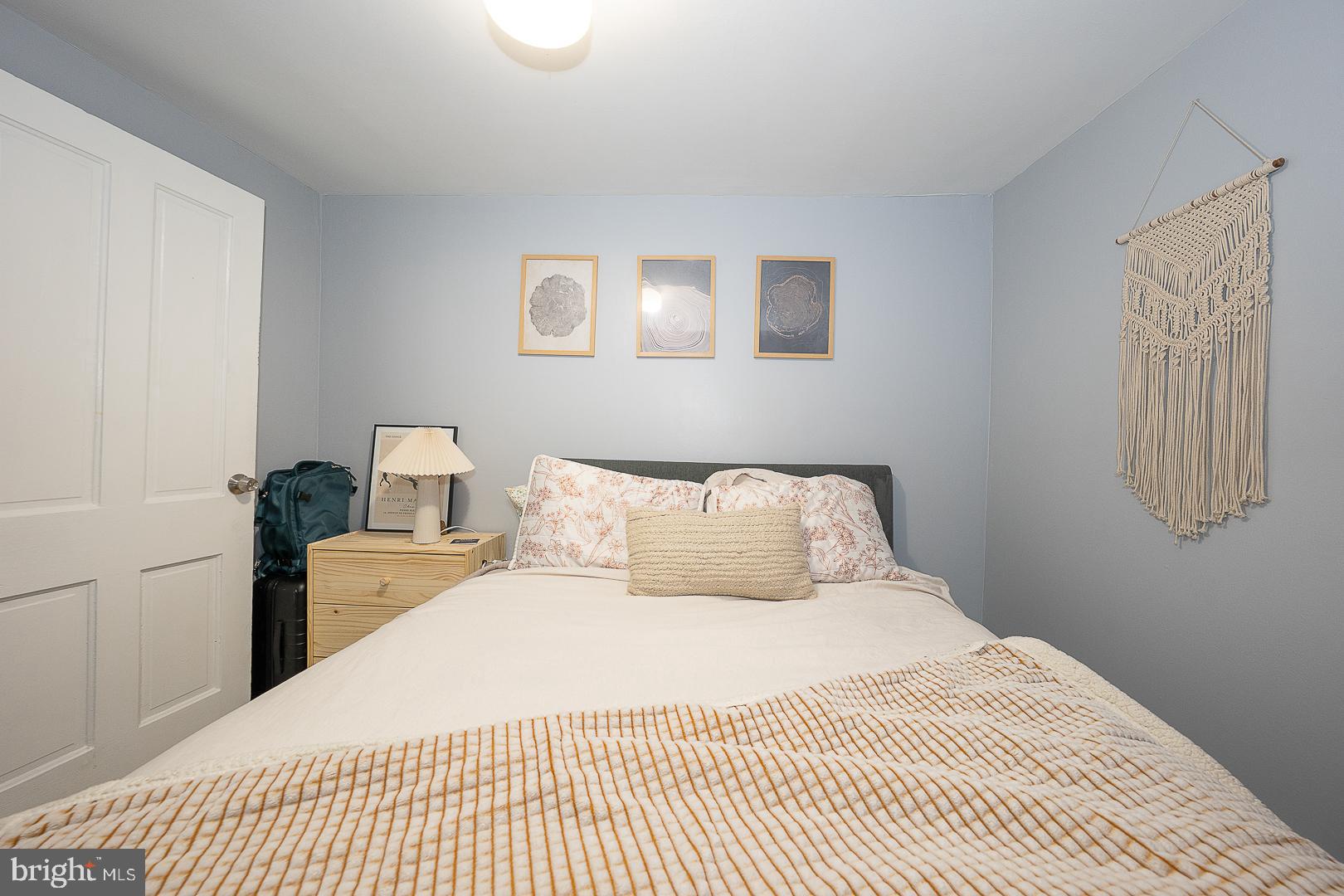 ART MUSEUM AREA - Residential Income