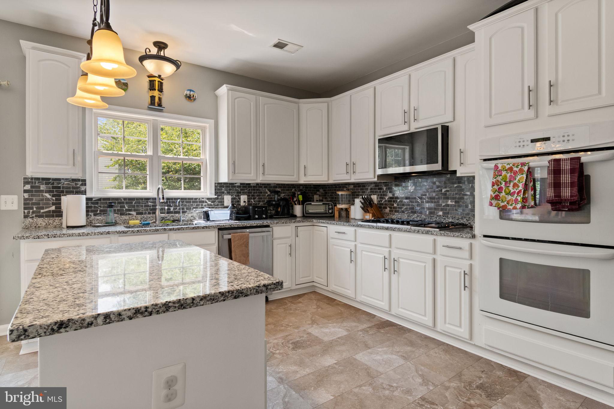 540 GREENBRIAR DRIVE
