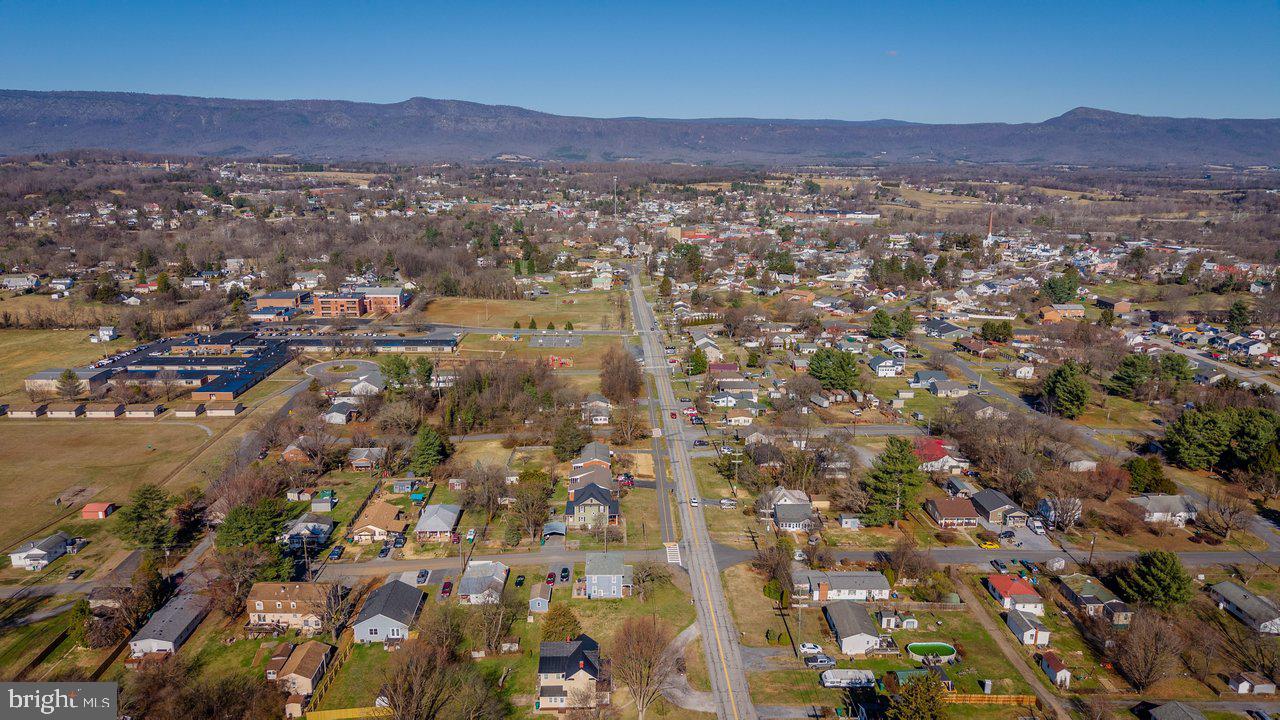 TOWN OF LURAY - Land