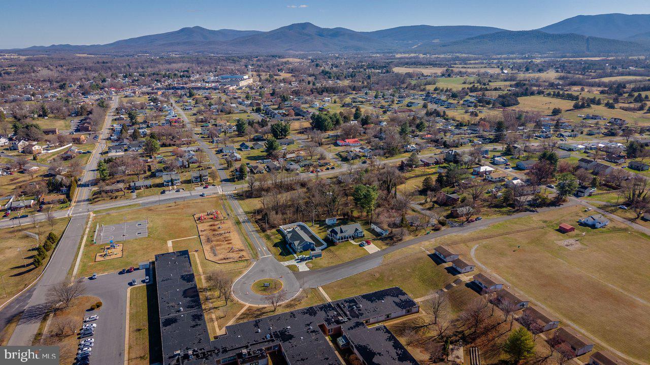 TOWN OF LURAY - Land