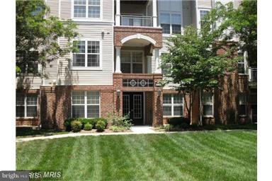 HIGH POINTE AT JEFFERSON PARK - Residential Lease