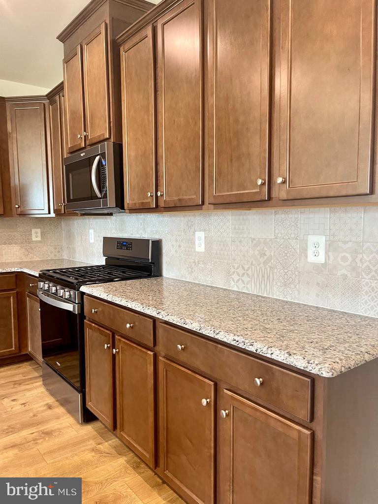 BALLARD GREEN - Residential Lease