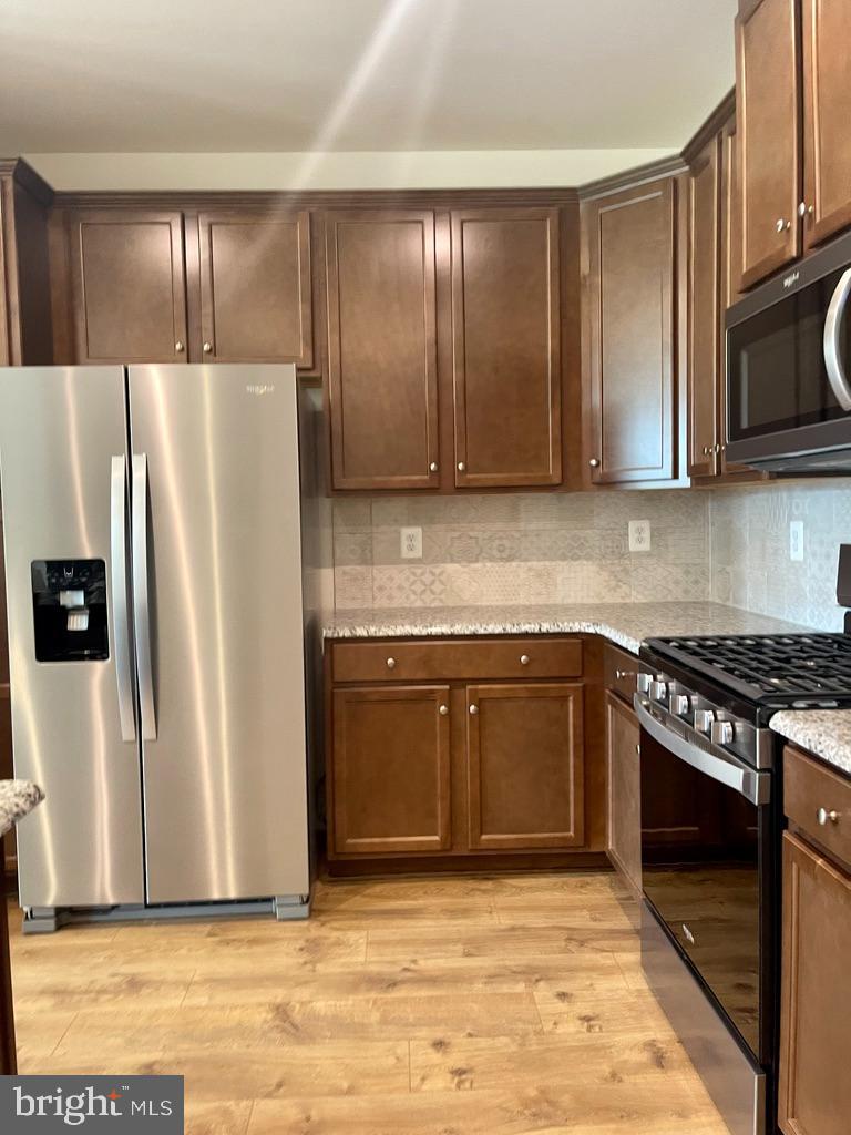 BALLARD GREEN - Residential Lease