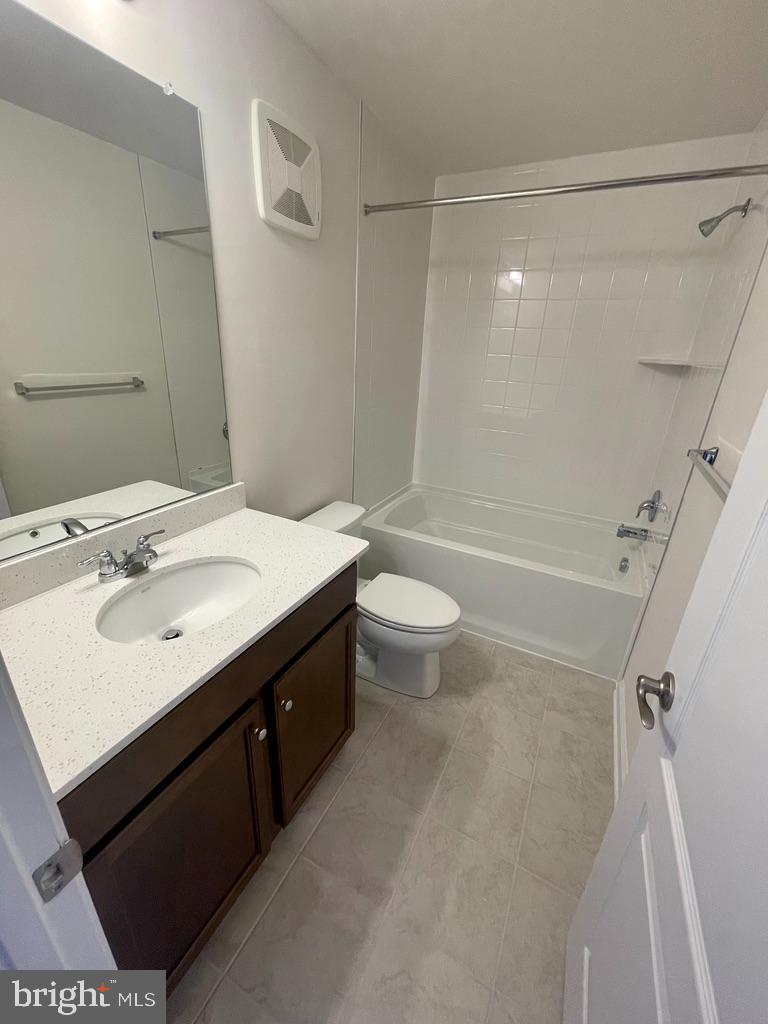 BALLARD GREEN - Residential Lease