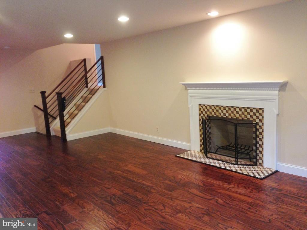 HOMESTEAD VILLAGE - Residential