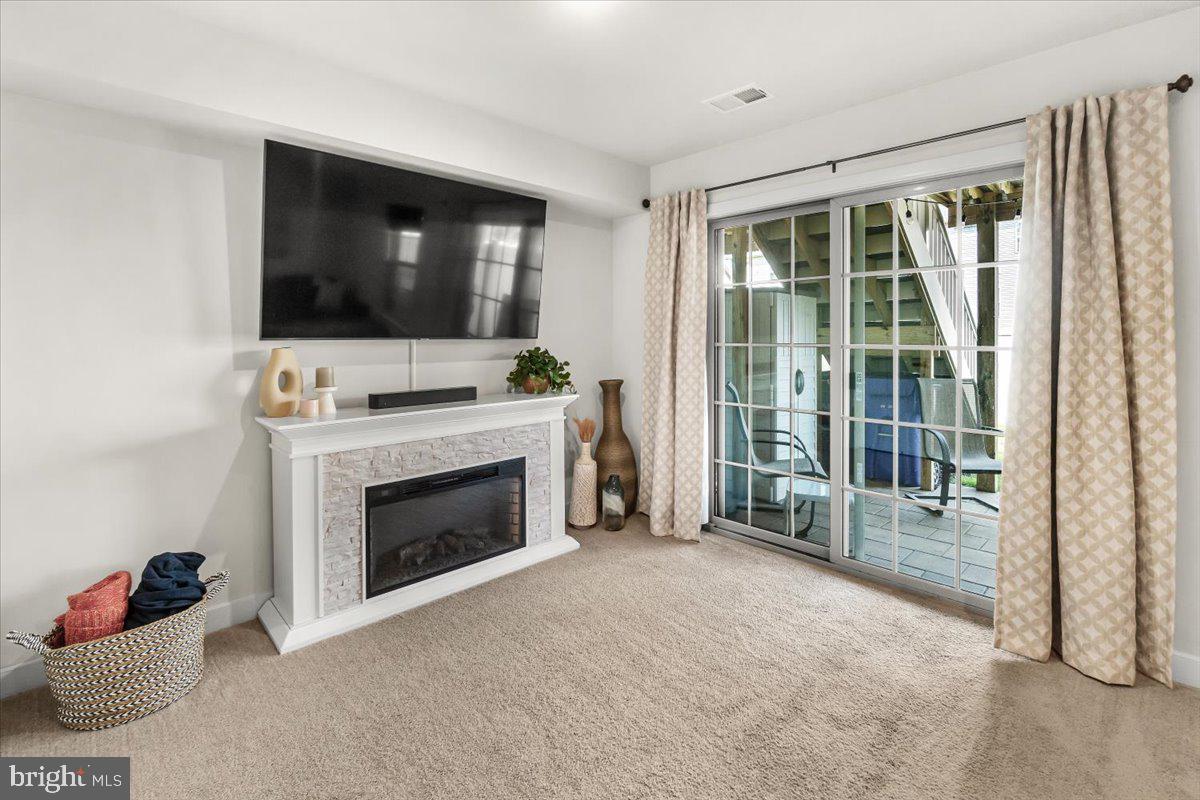 LAKE LINGANORE EAGLEHEAD - Residential