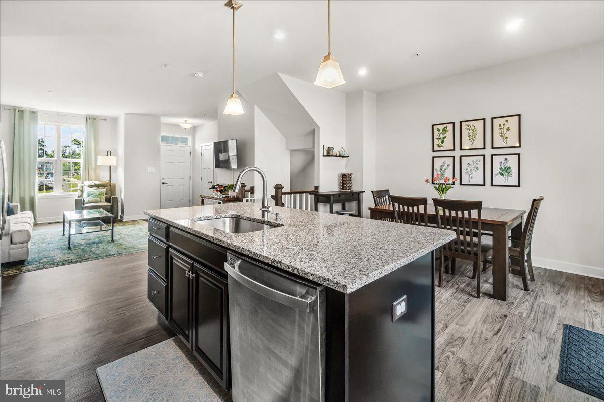 LAKE LINGANORE EAGLEHEAD - Residential