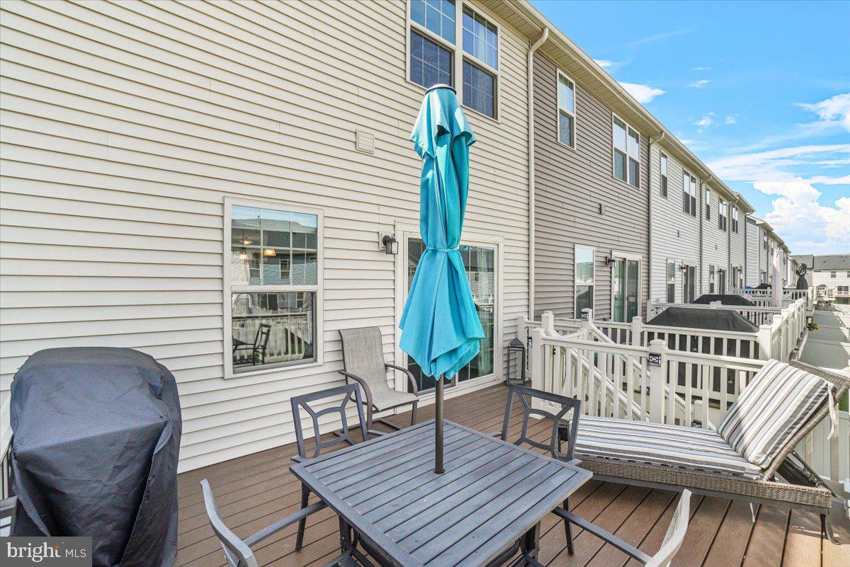 LAKE LINGANORE EAGLEHEAD - Residential