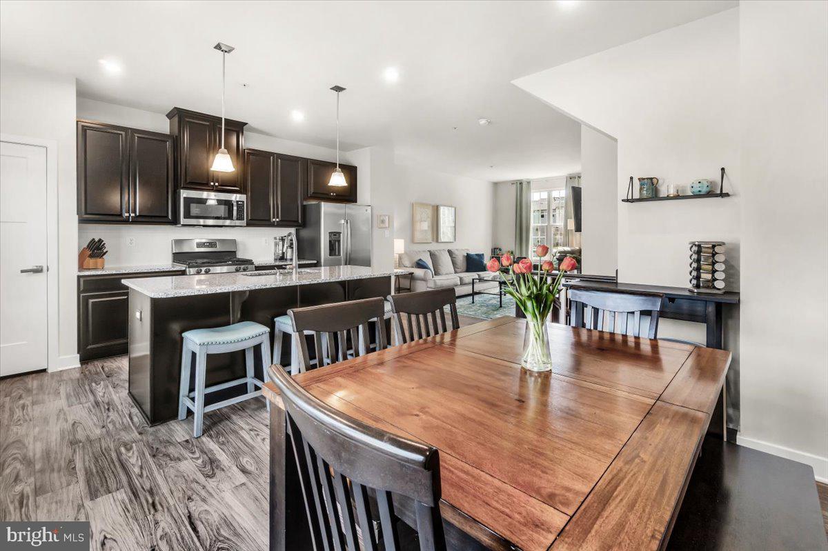 LAKE LINGANORE EAGLEHEAD - Residential