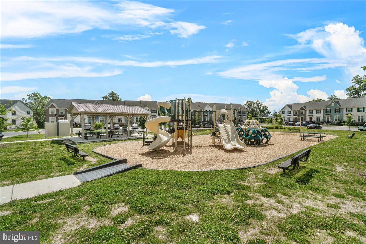 LAKE LINGANORE EAGLEHEAD - Residential