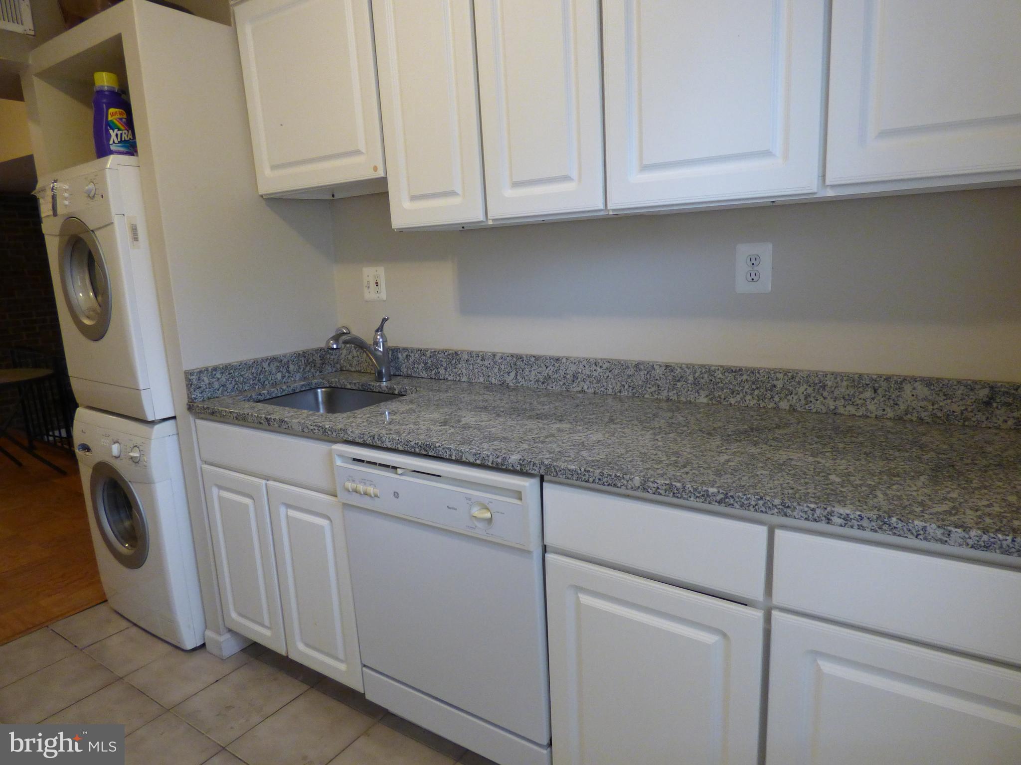 THE OASIS CONDOMINIUMS - Residential Lease