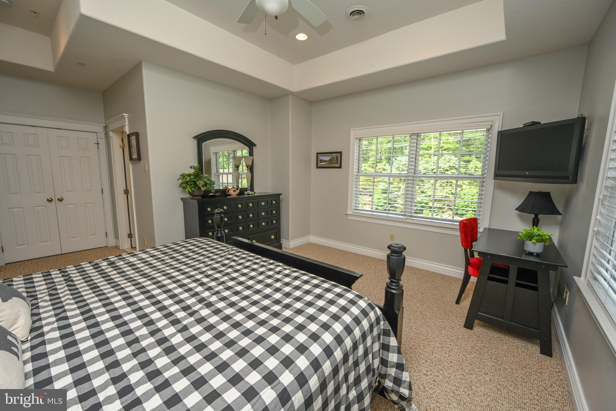 CREEKSIDE - Residential