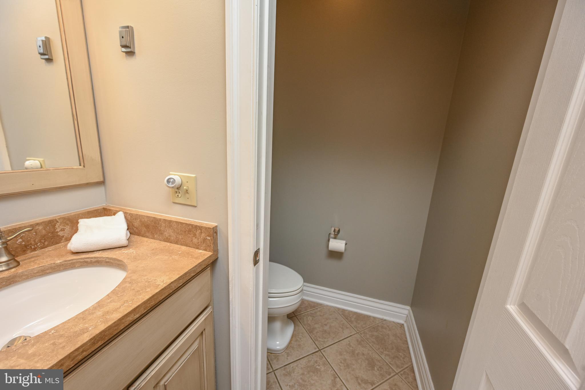 CREEKSIDE - Residential