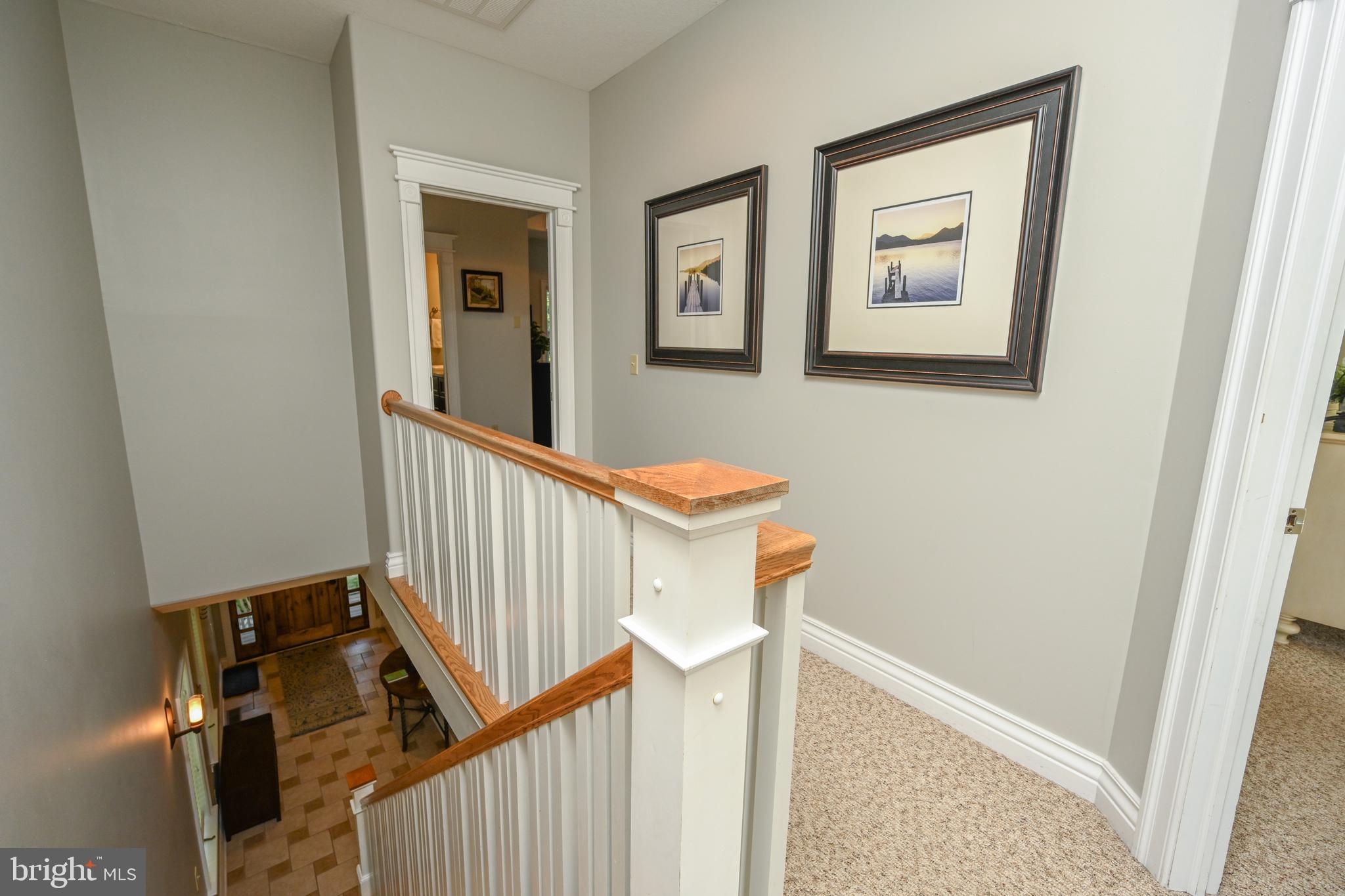 CREEKSIDE - Residential