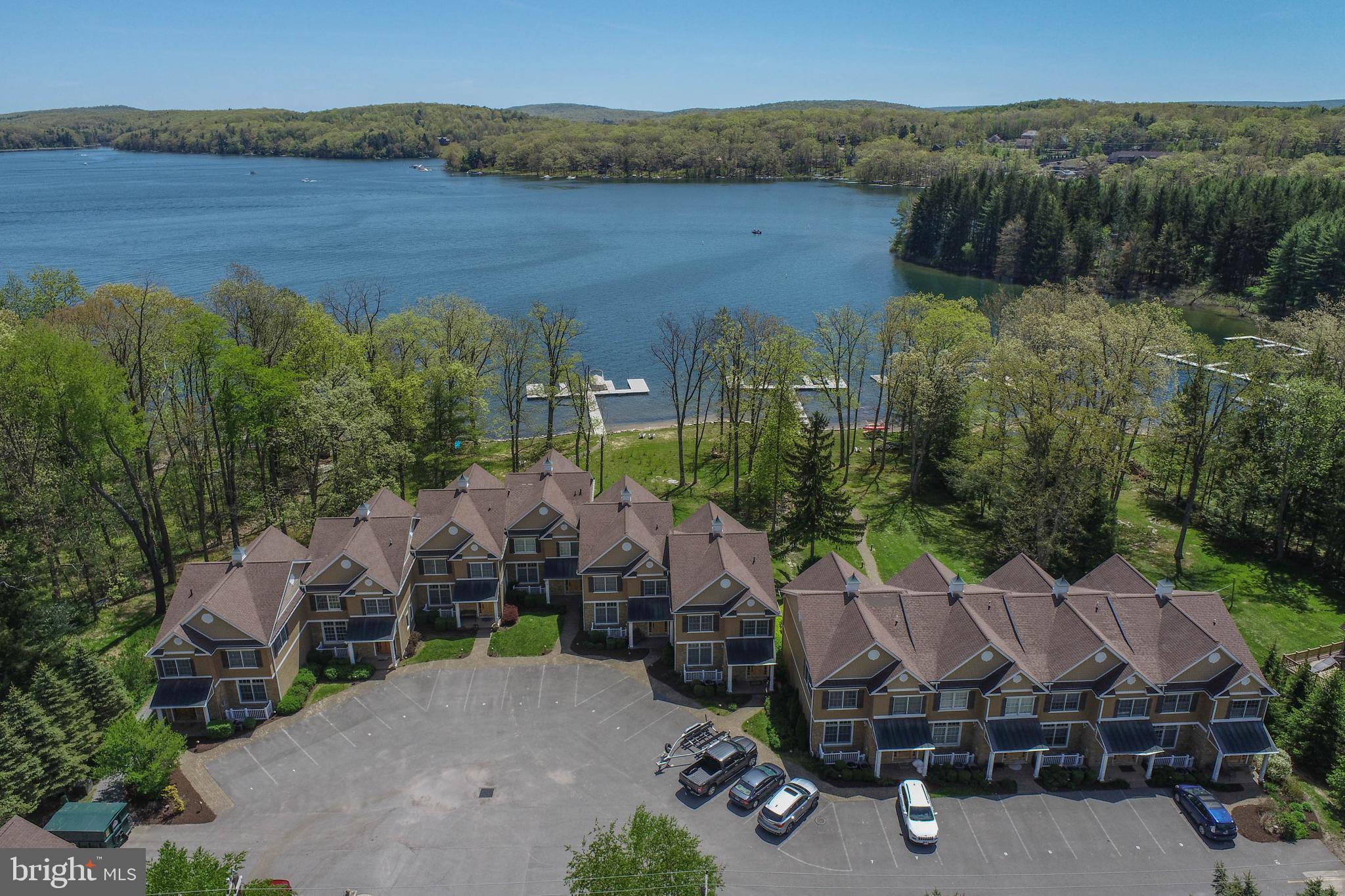 CREEKSIDE - Residential