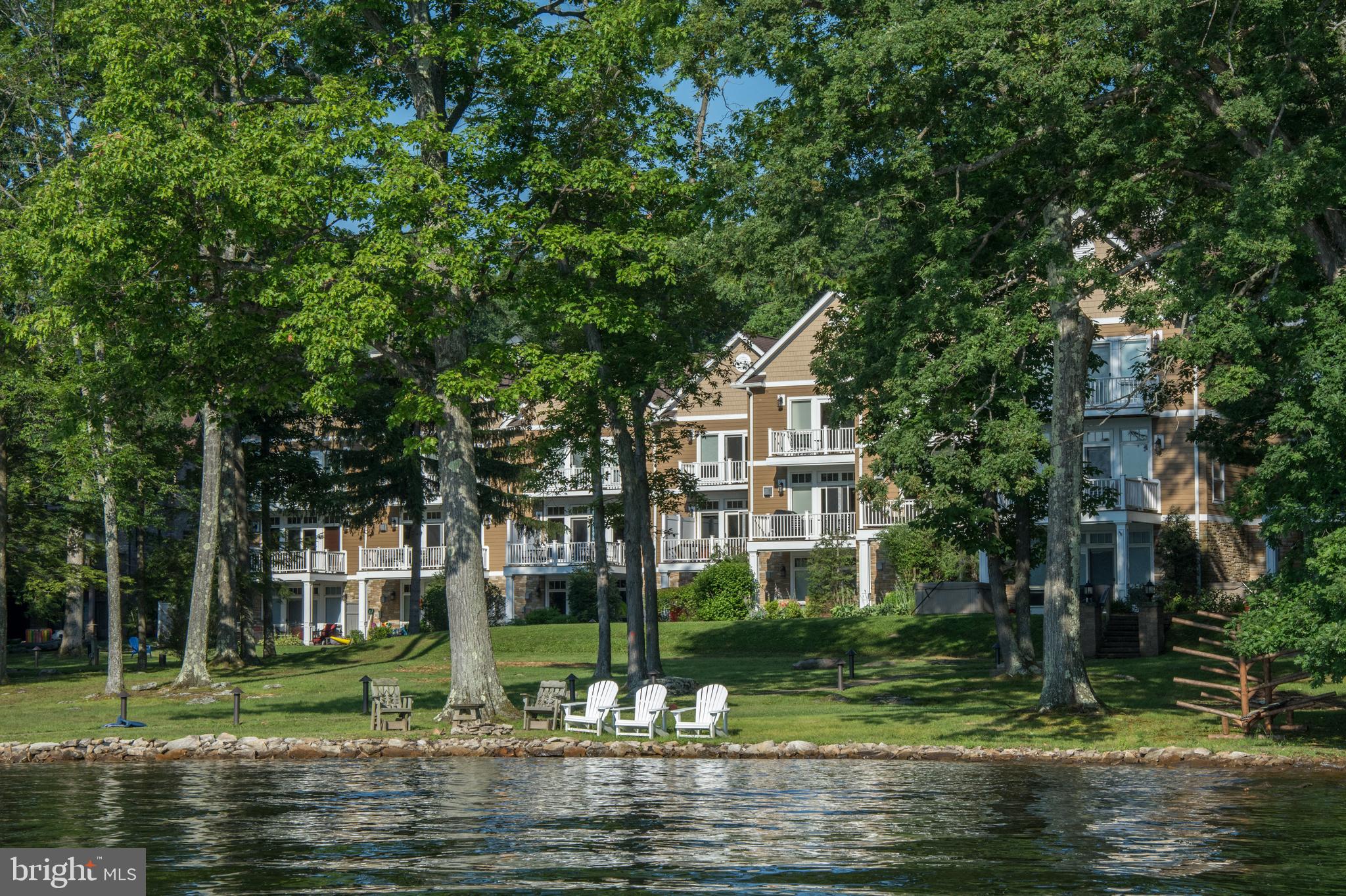 CREEKSIDE - Residential