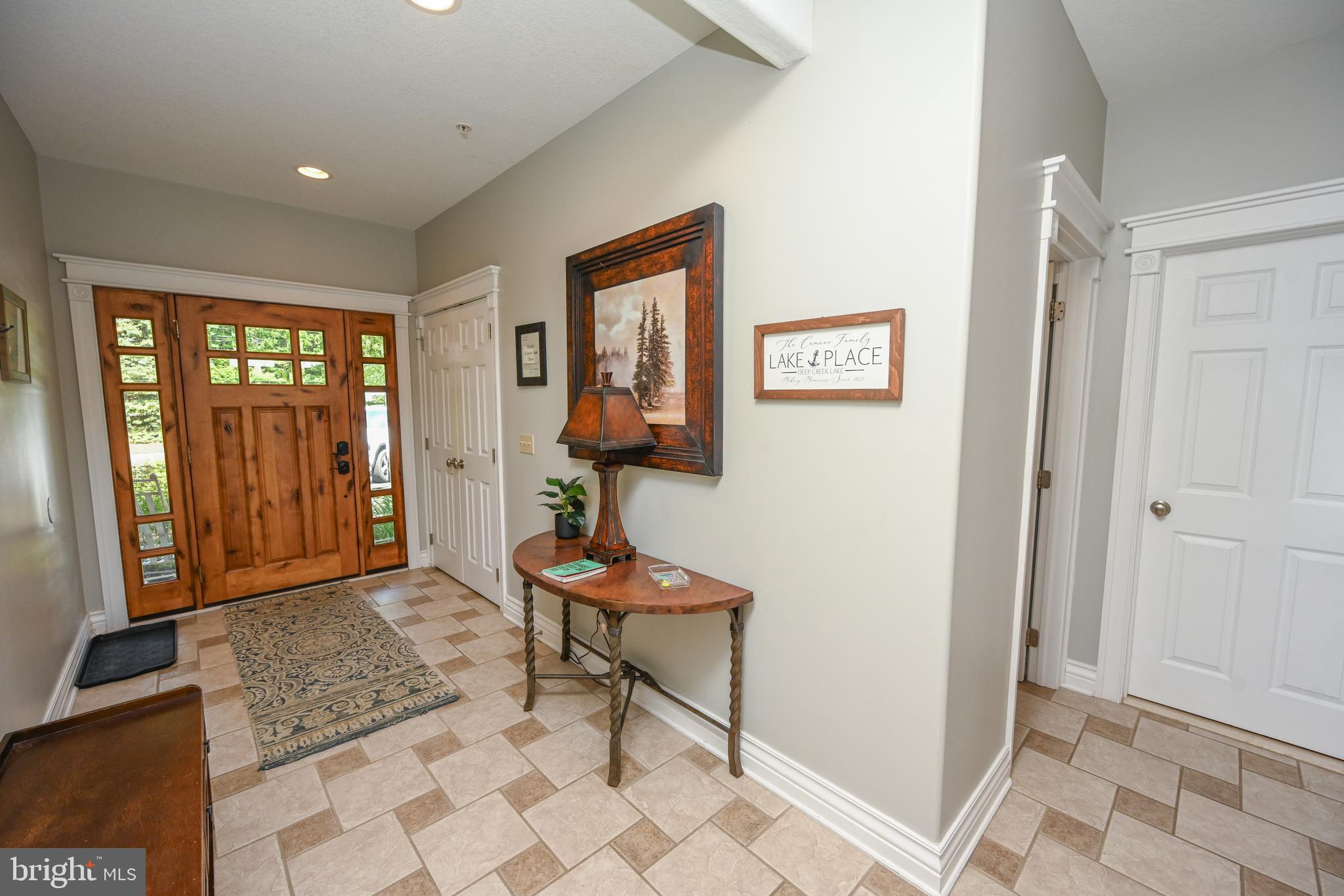 CREEKSIDE - Residential