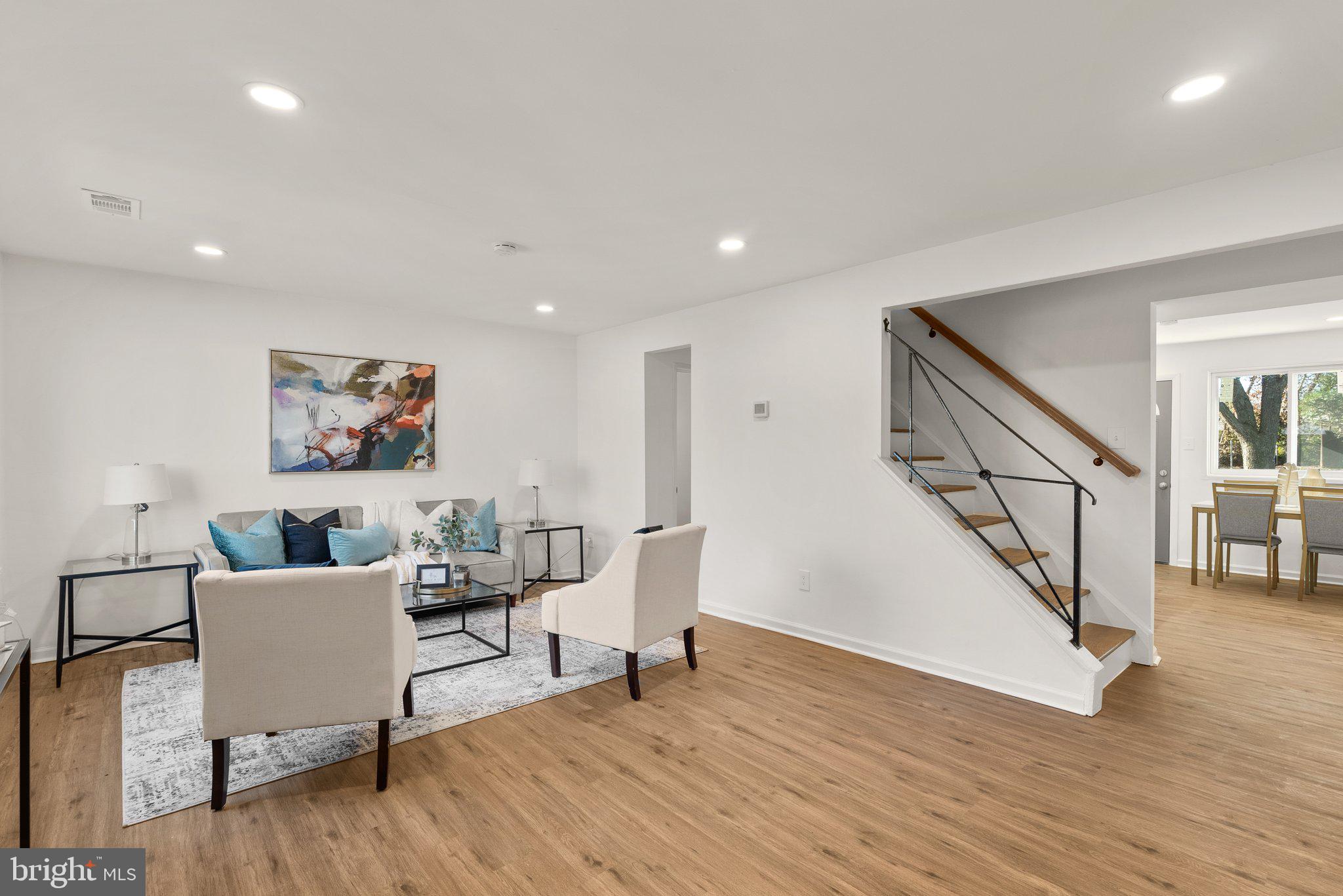 KENT VILLAGE - Residential