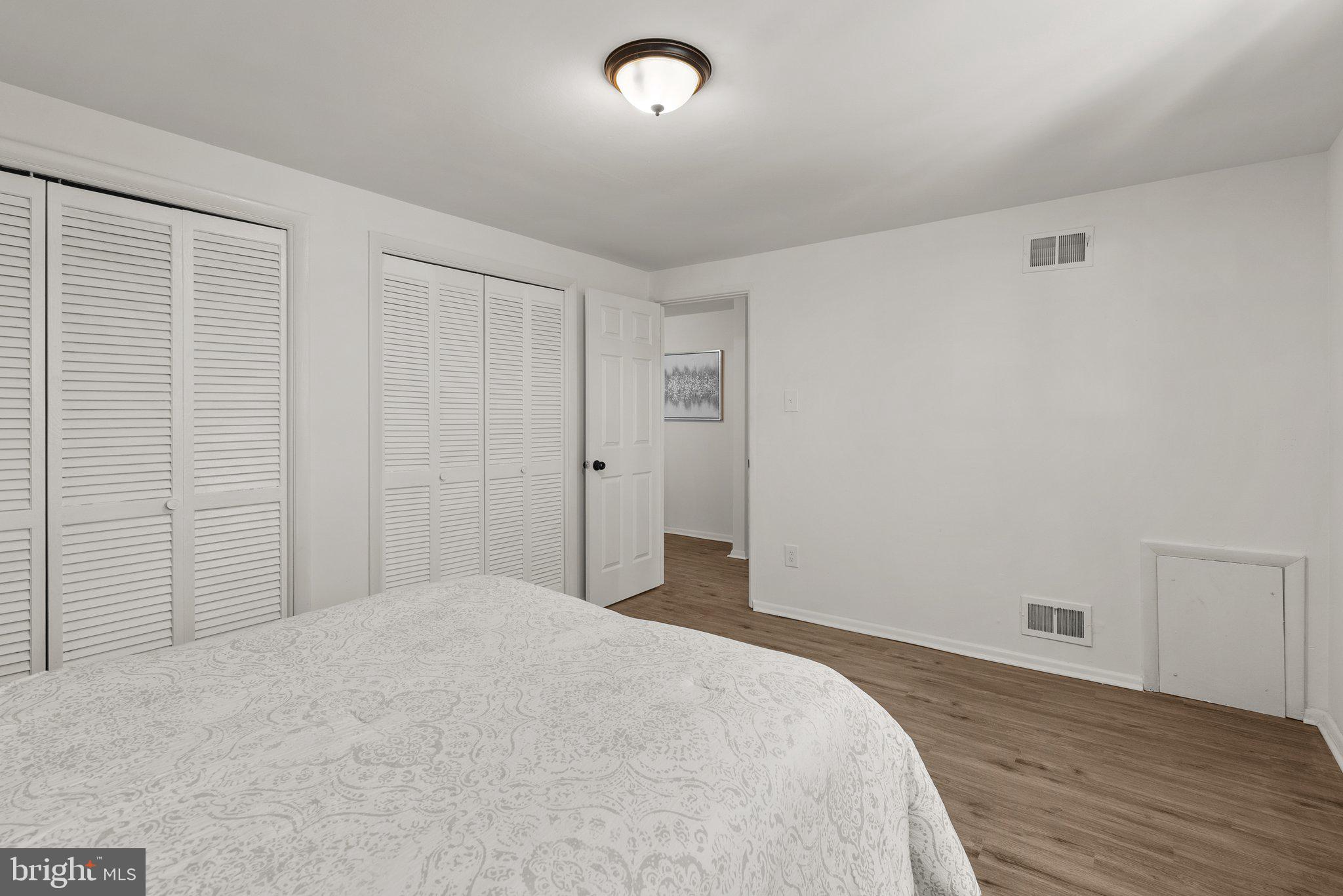 KENT VILLAGE - Residential