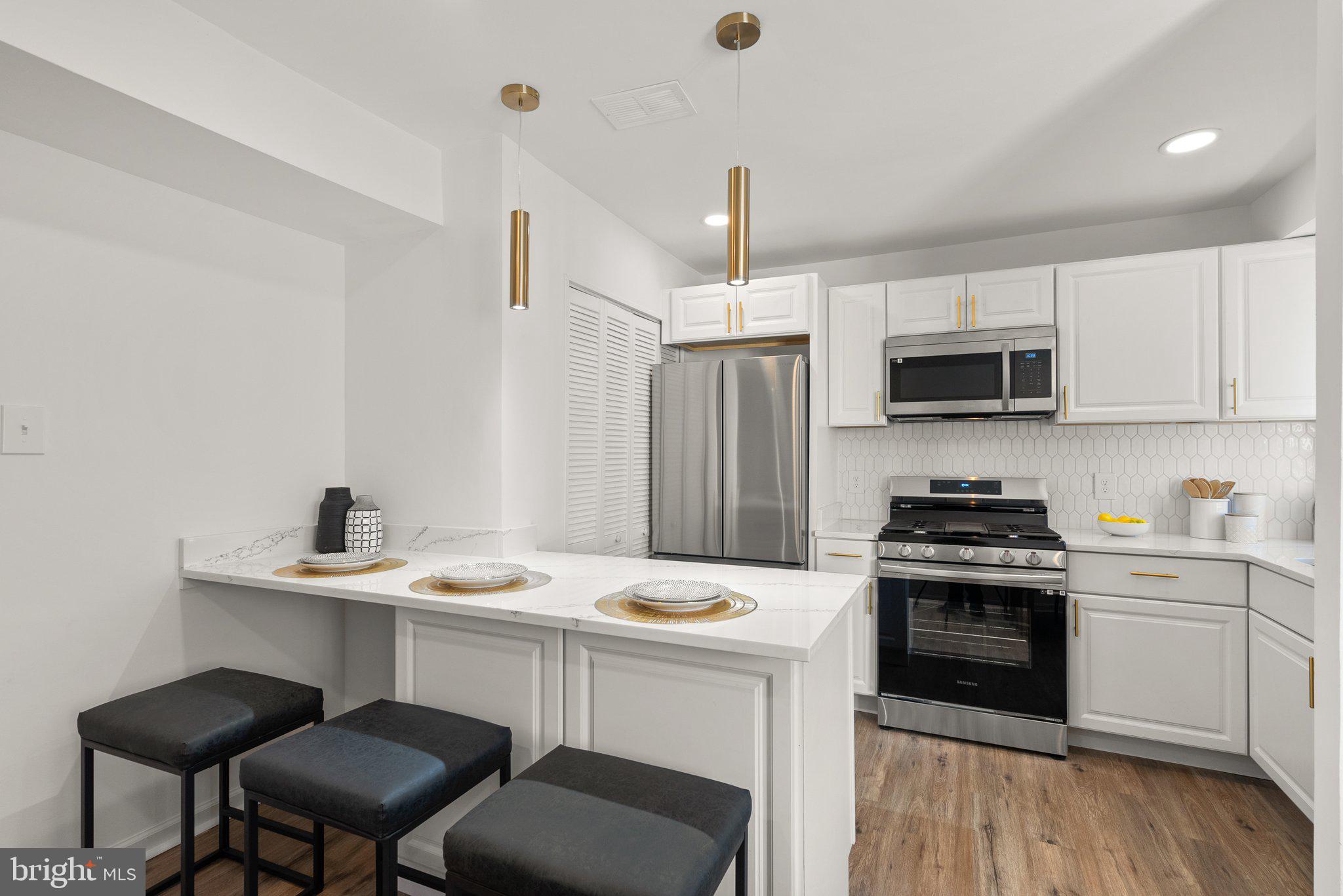 KENT VILLAGE - Residential