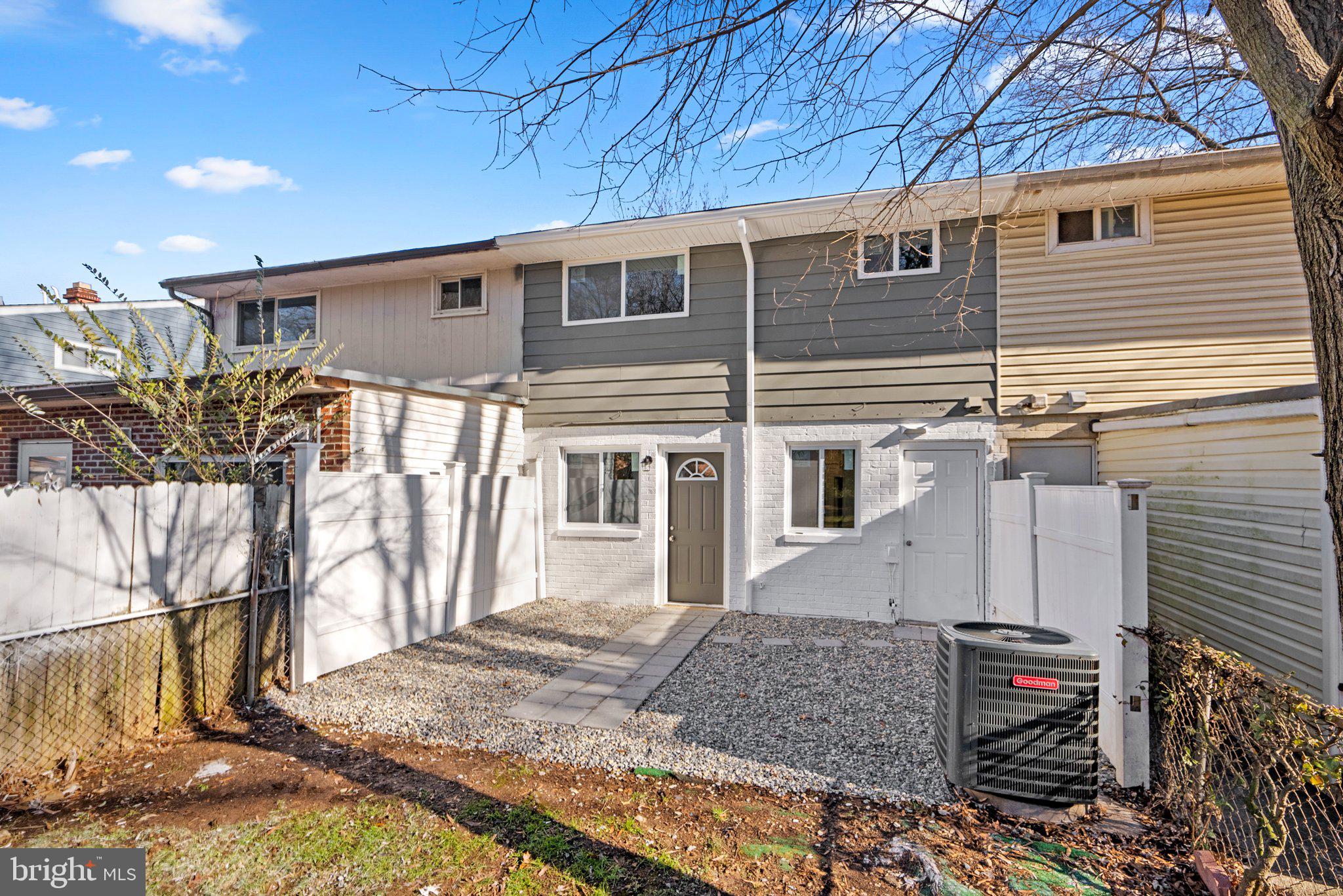 KENT VILLAGE - Residential