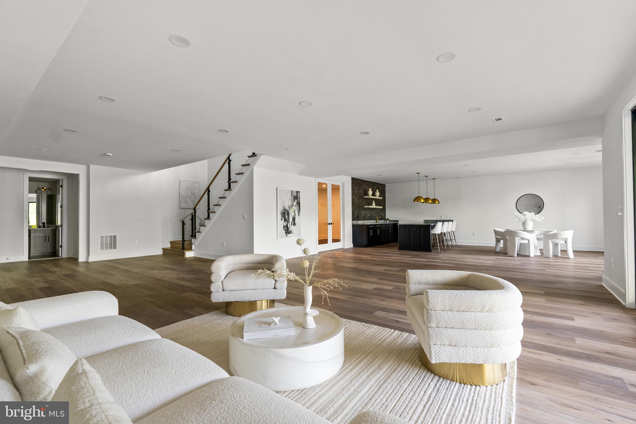 BROYHILL LANGLEY ESTATES - Residential