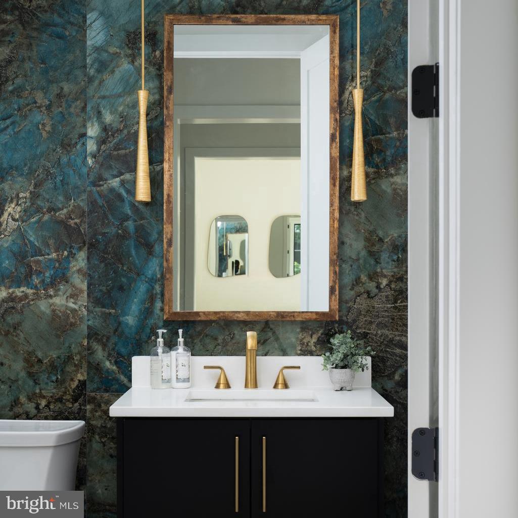 BROYHILL LANGLEY ESTATES - Residential