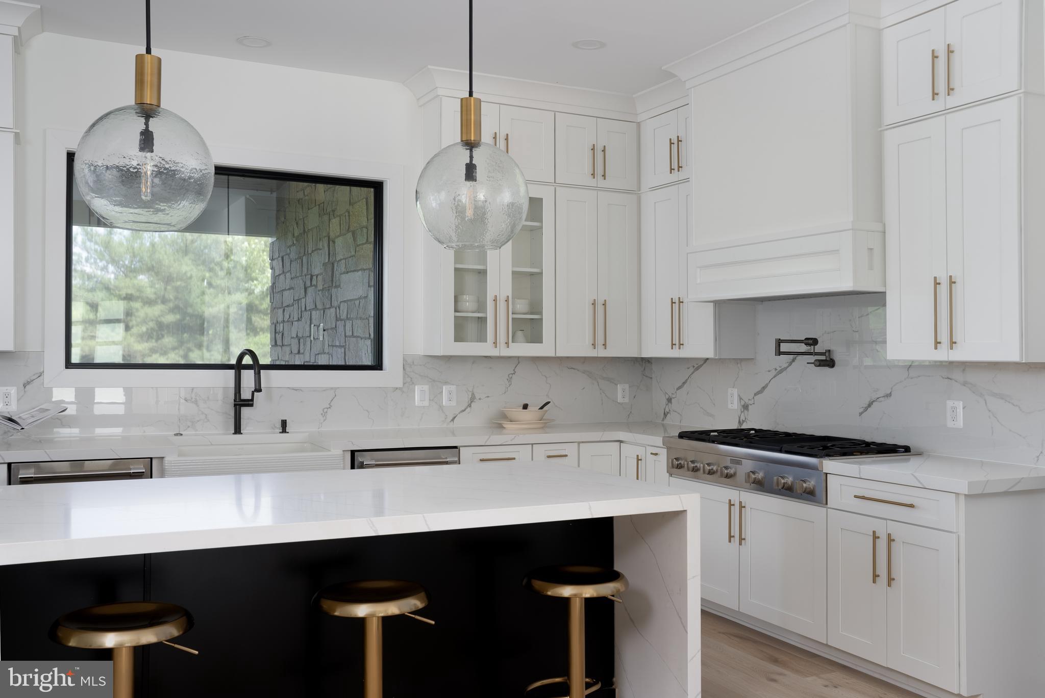 BROYHILL LANGLEY ESTATES - Residential