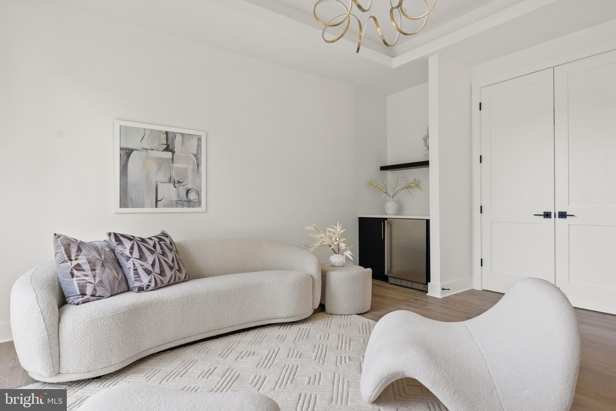 BROYHILL LANGLEY ESTATES - Residential