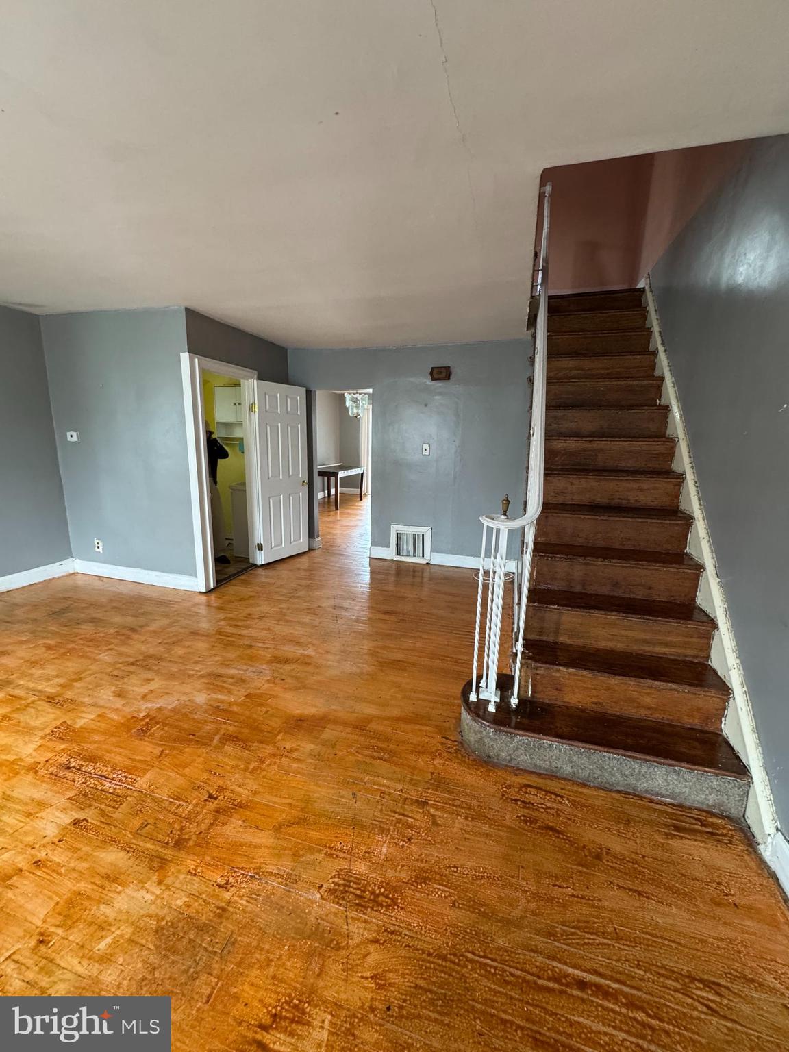 7239 MONTAGUE STREET