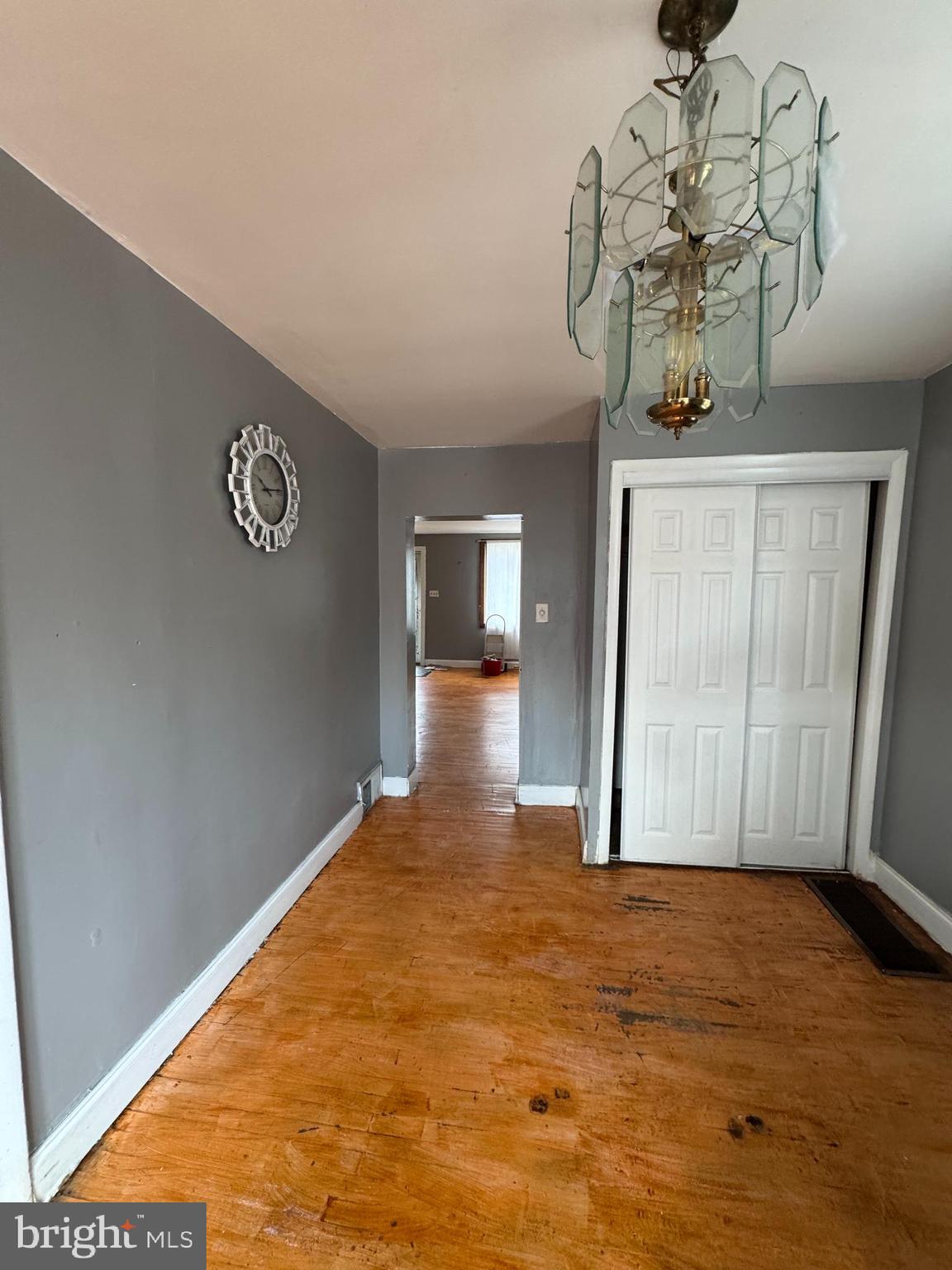 7239 MONTAGUE STREET