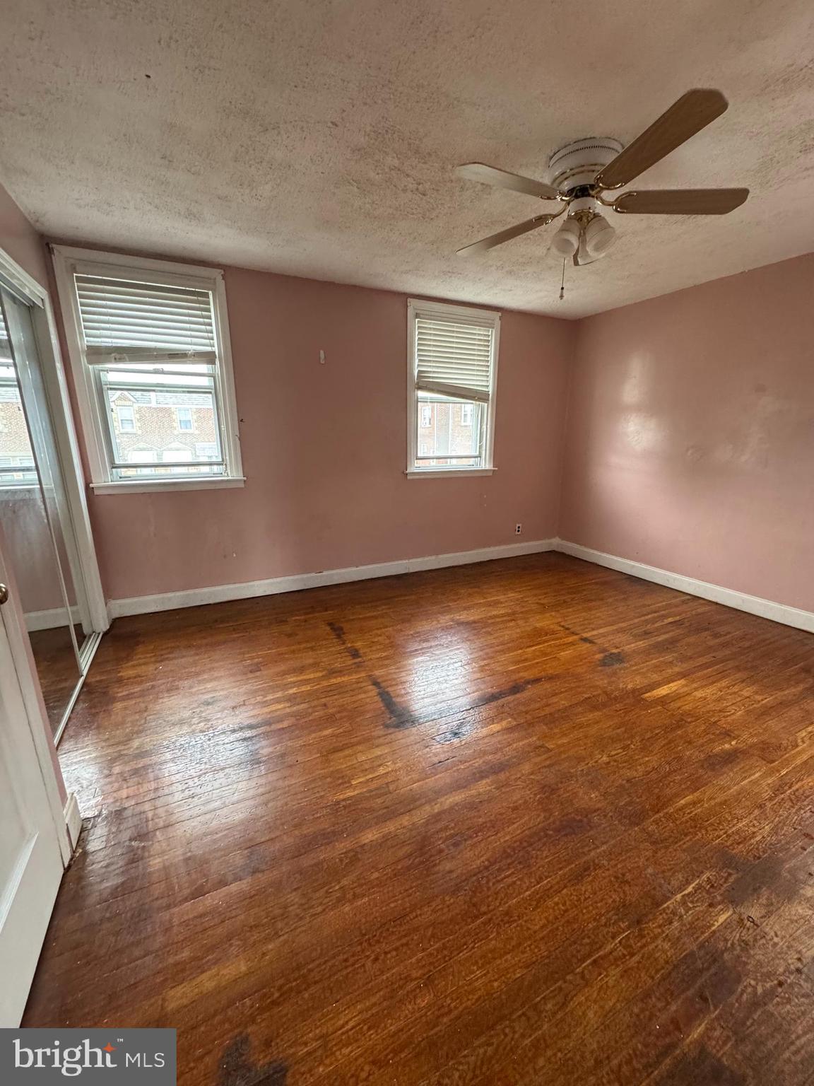 PHILADELPHIA (NORTHEAST) - Residential