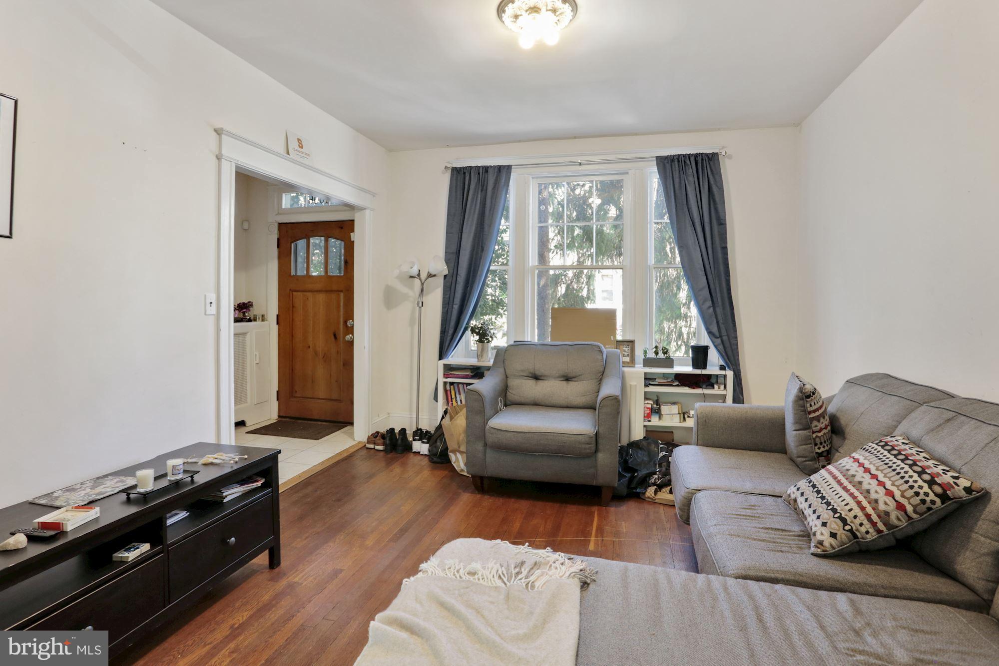 1006 QUEBEC PLACE NW