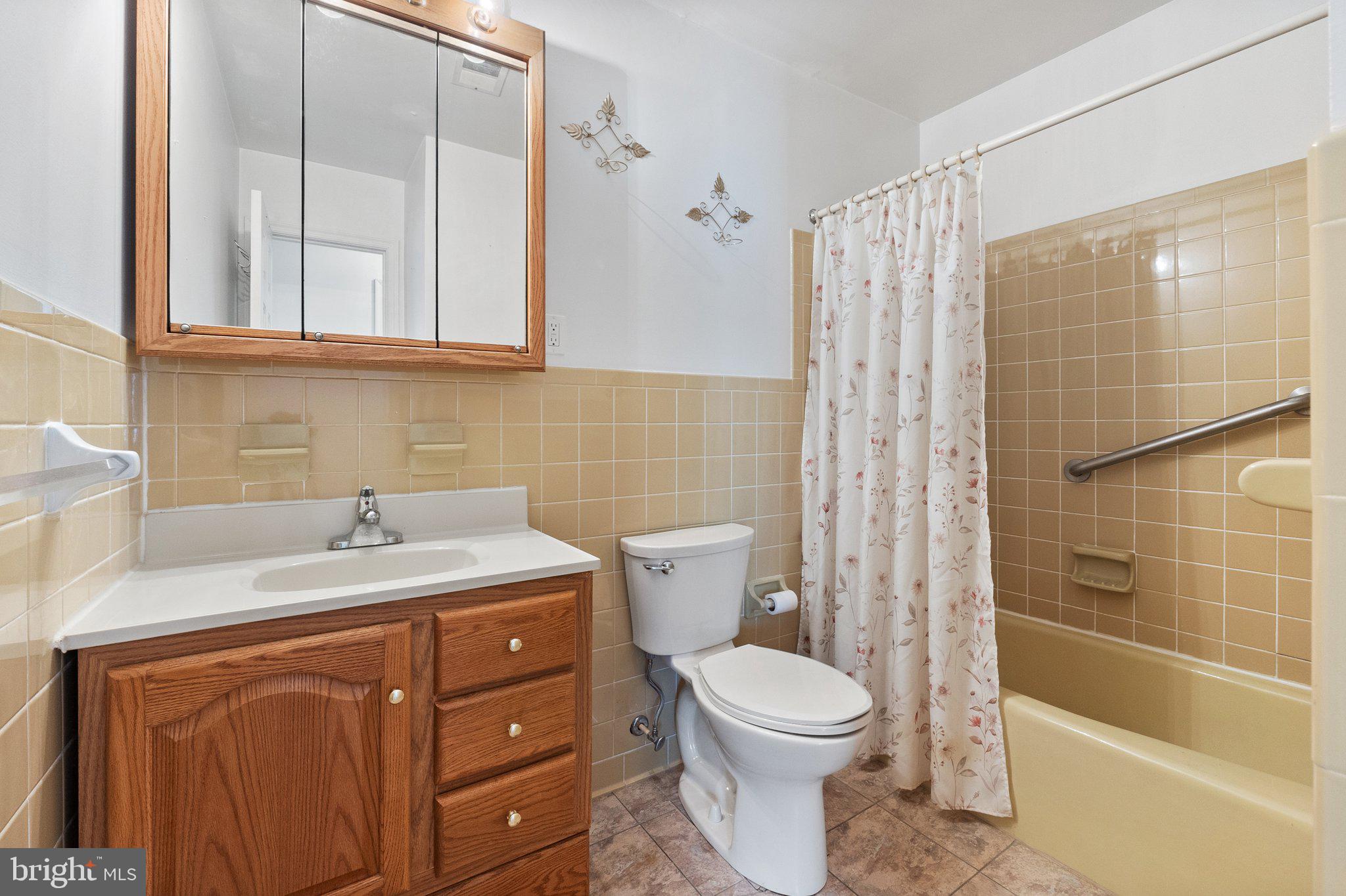 CHERRY HILL - Residential