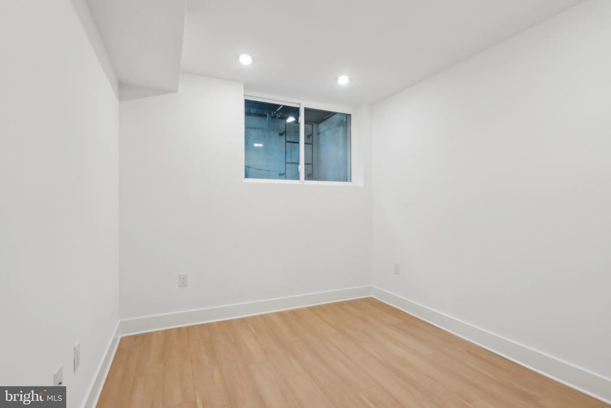 Philadelphia, Pennsylvania 19104, United States, 6 Bedrooms Bedrooms, ,Residential,Active,2441