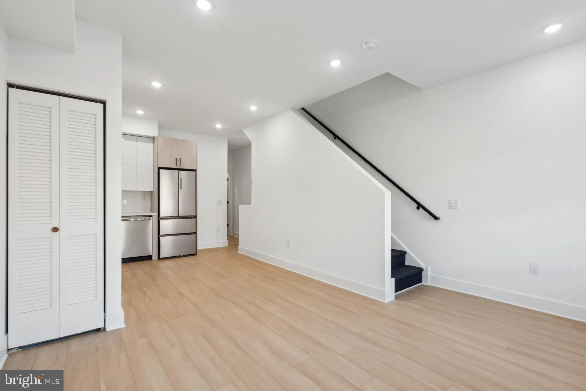 Philadelphia, Pennsylvania 19104, United States, 6 Bedrooms Bedrooms, ,Residential,Active,2441