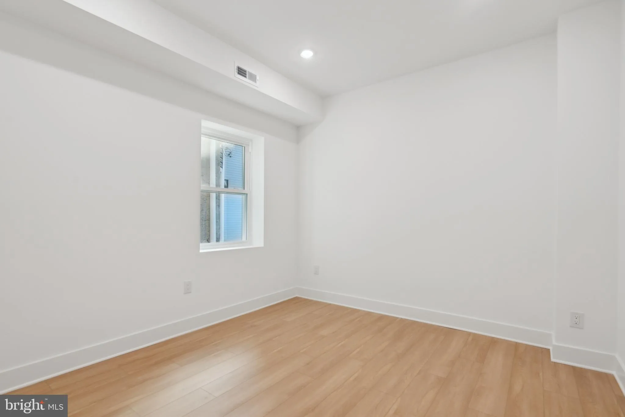 Philadelphia, Pennsylvania 19104, United States, 6 Bedrooms Bedrooms, ,Residential,Active,2441