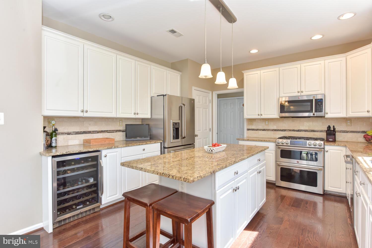 HERNDON CHASE - Residential