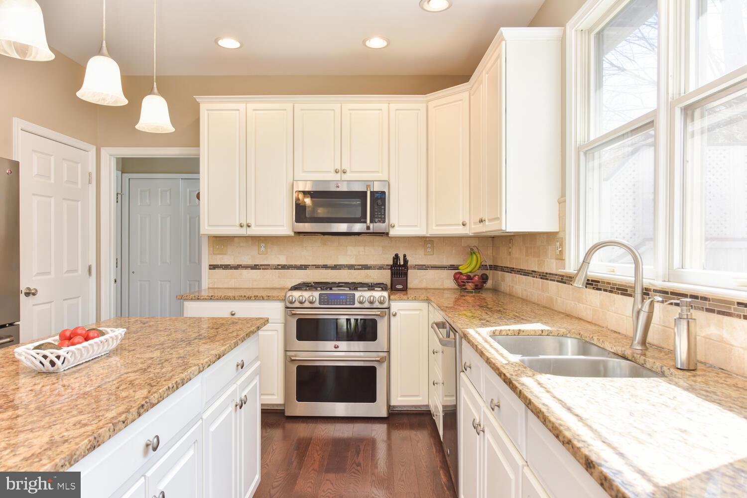 HERNDON CHASE - Residential