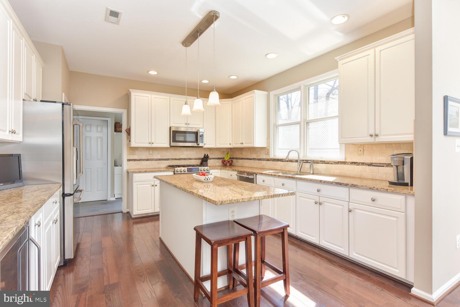 HERNDON CHASE - Residential