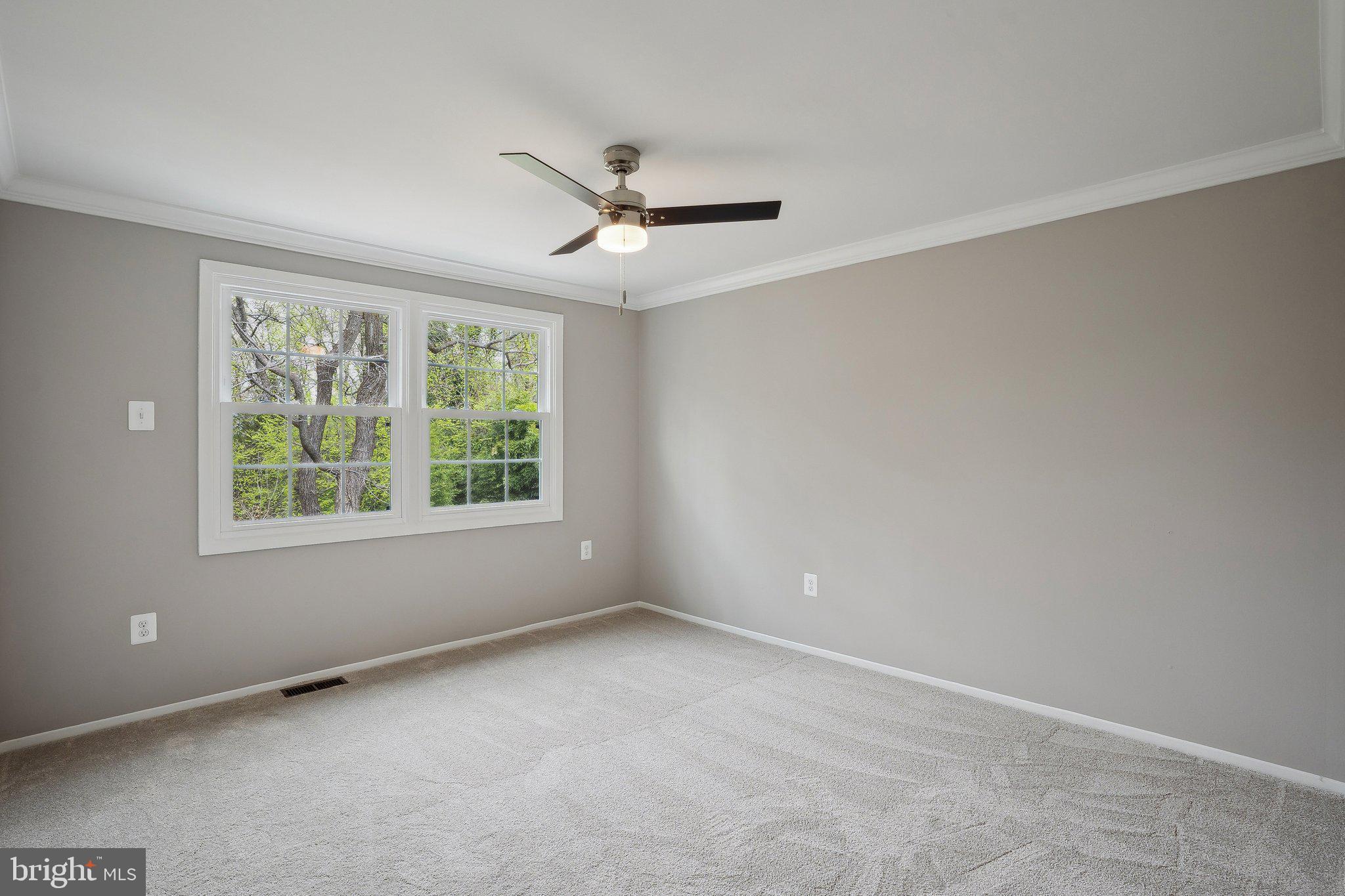 MONTPELIER - Residential