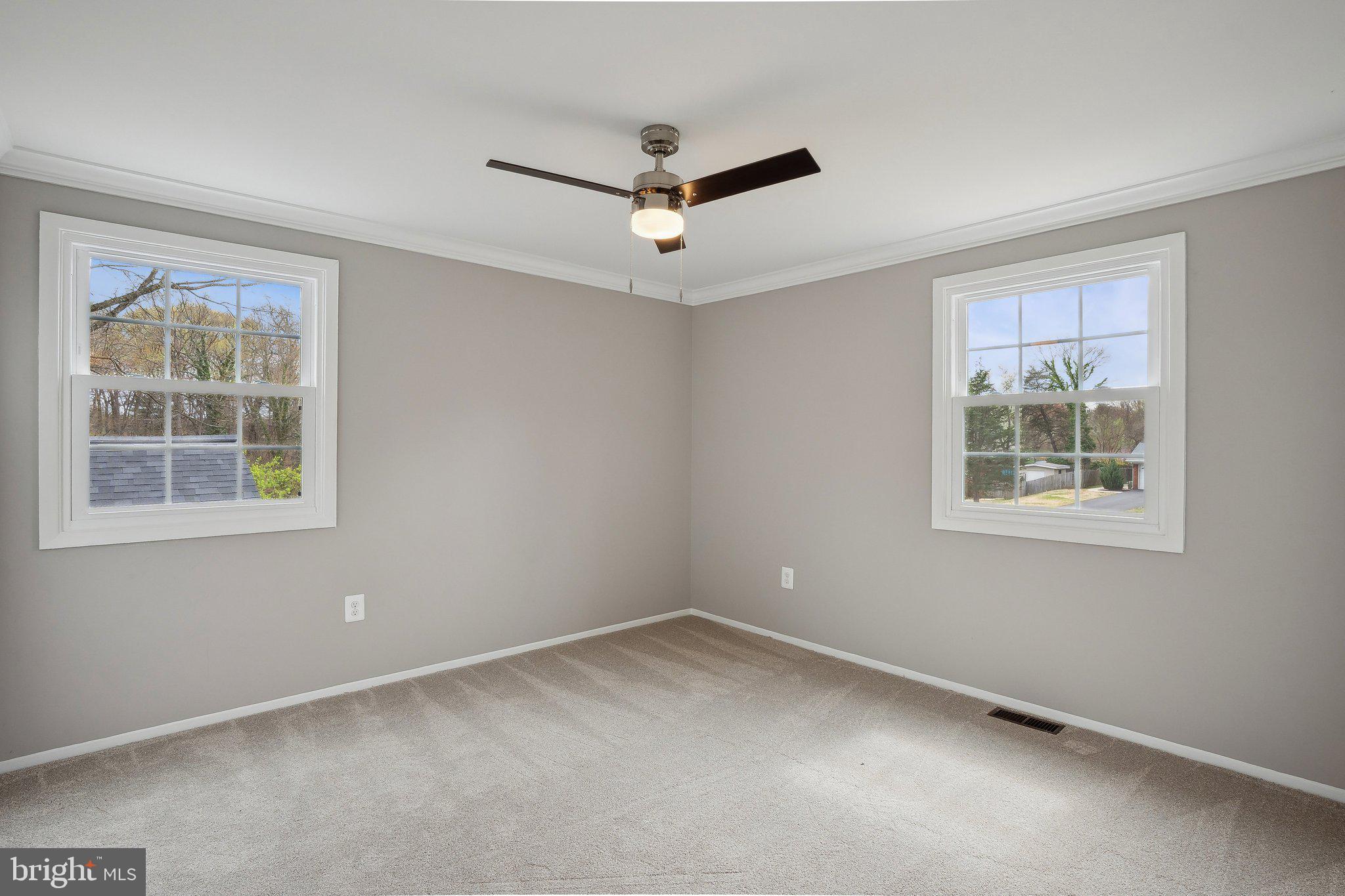 MONTPELIER - Residential