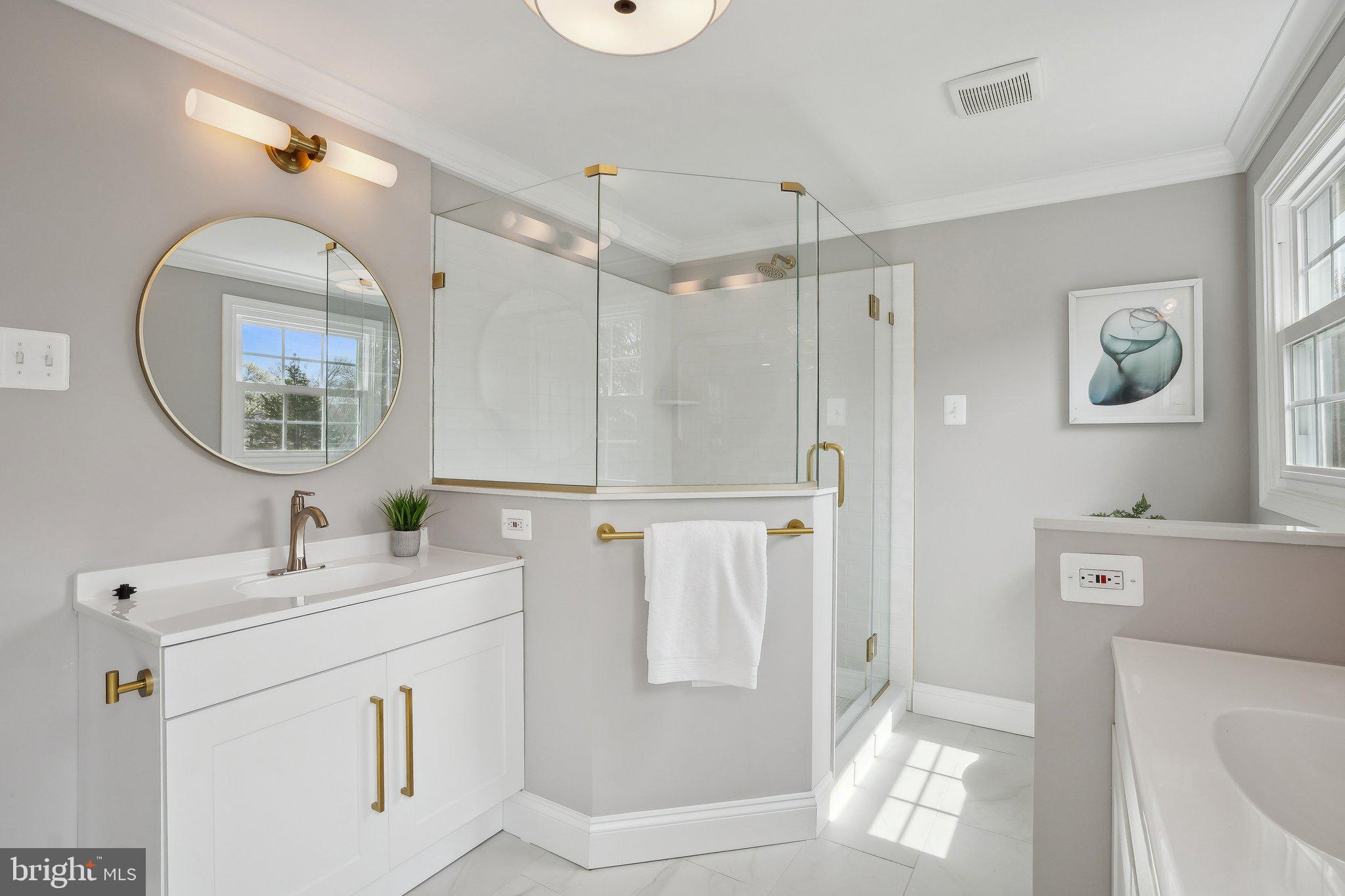 MONTPELIER - Residential