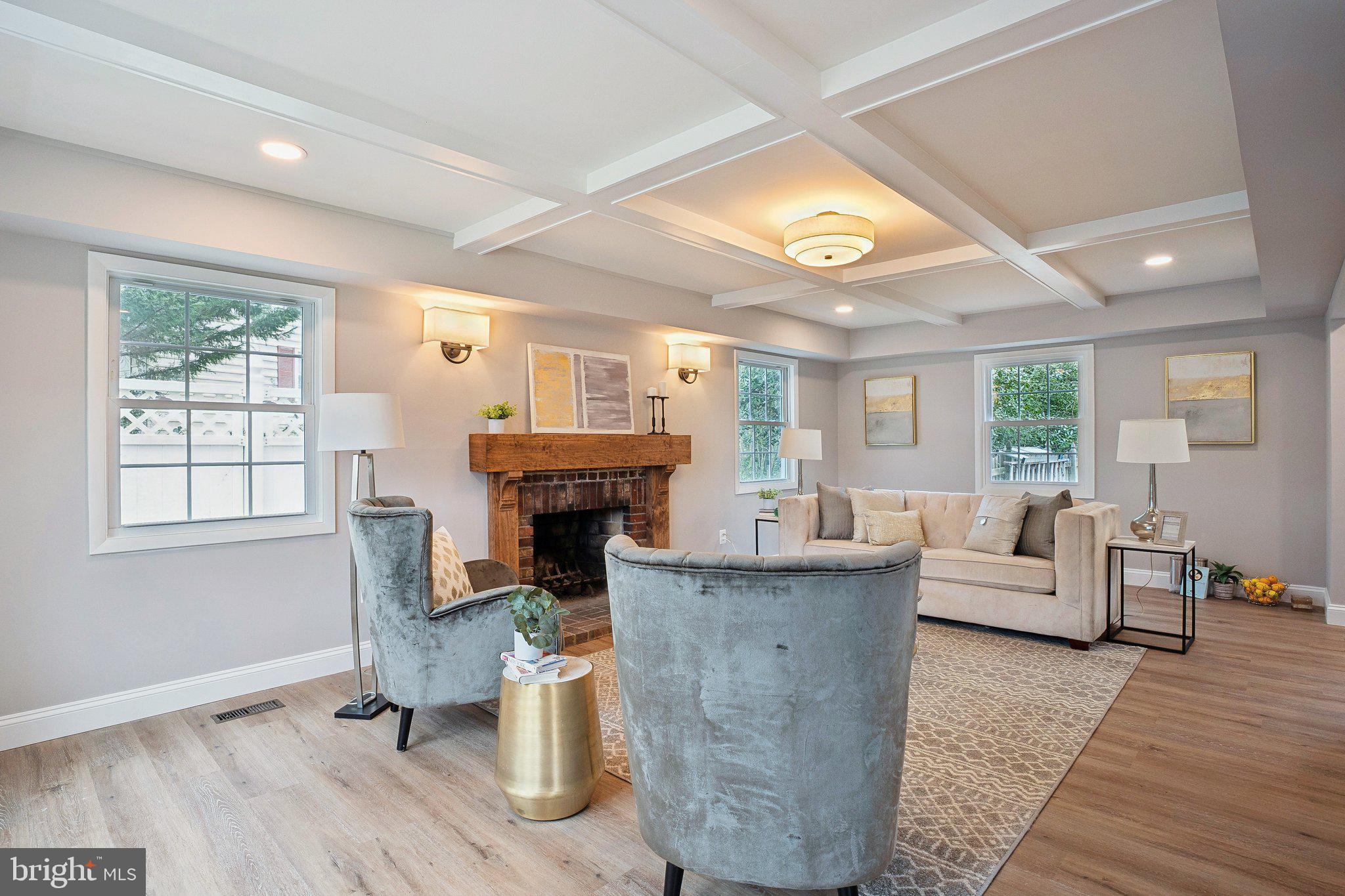 MONTPELIER - Residential