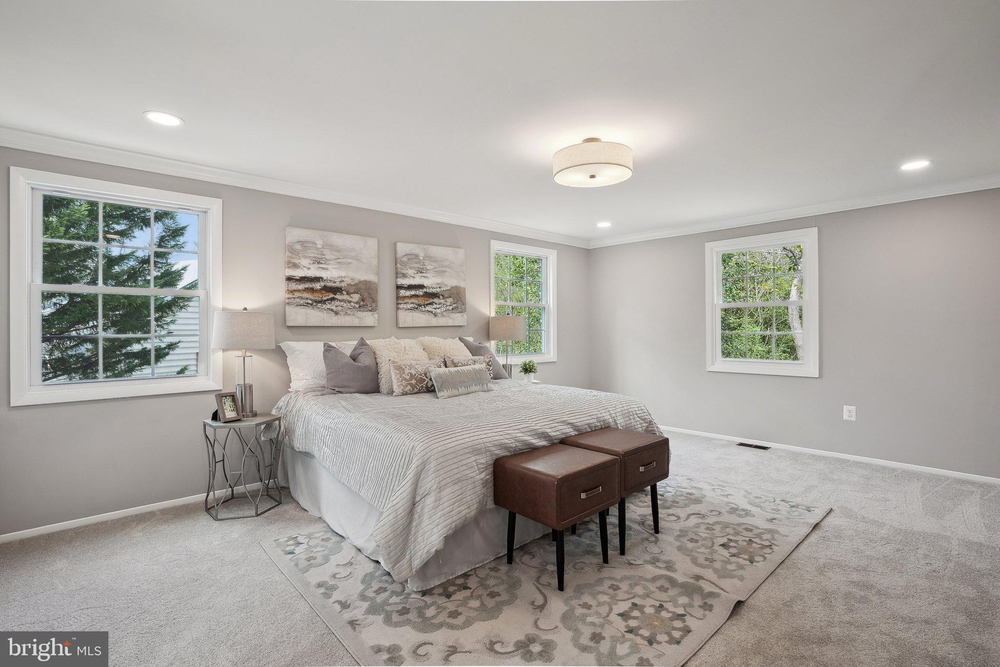 MONTPELIER - Residential