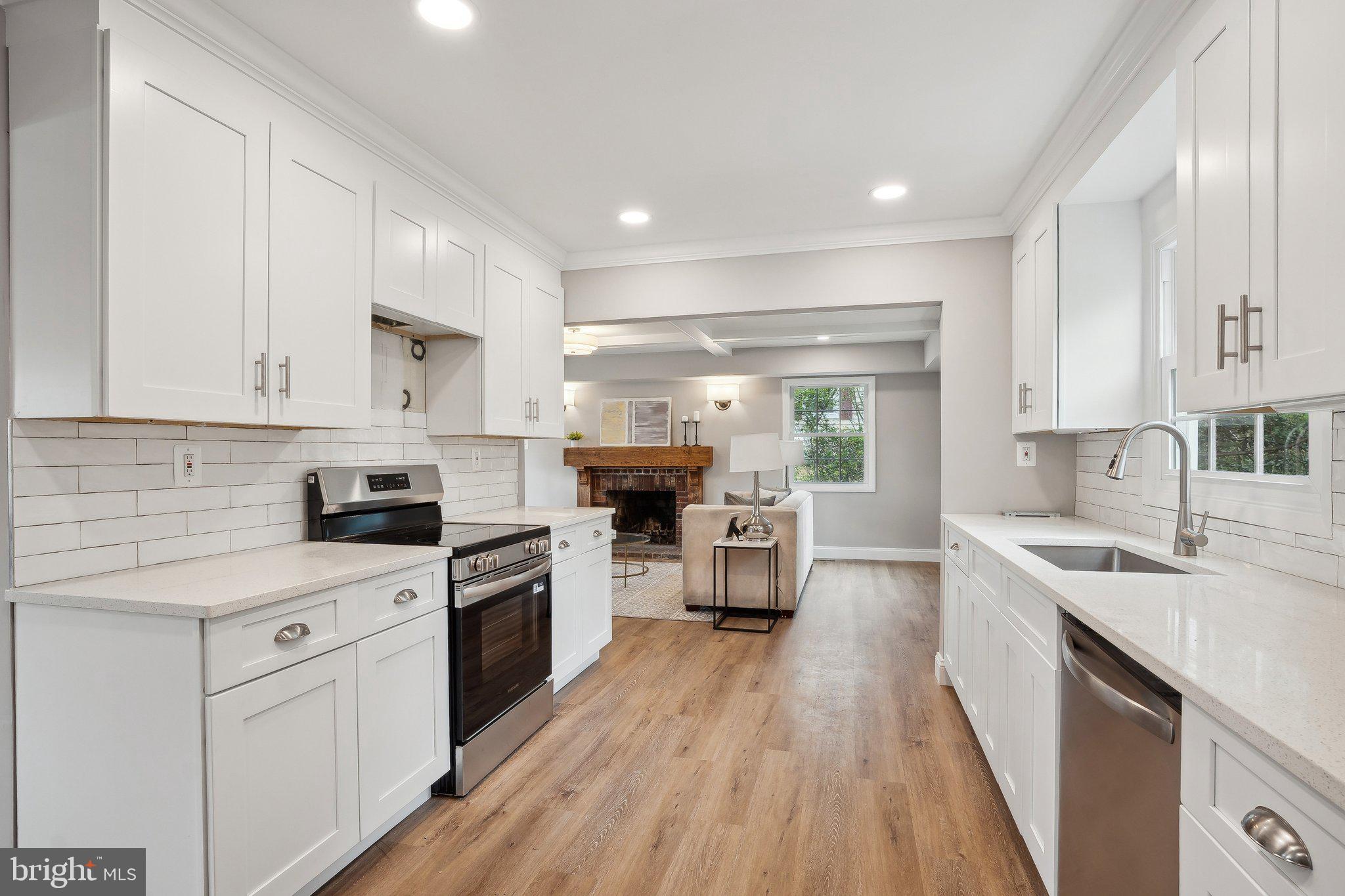 MONTPELIER - Residential