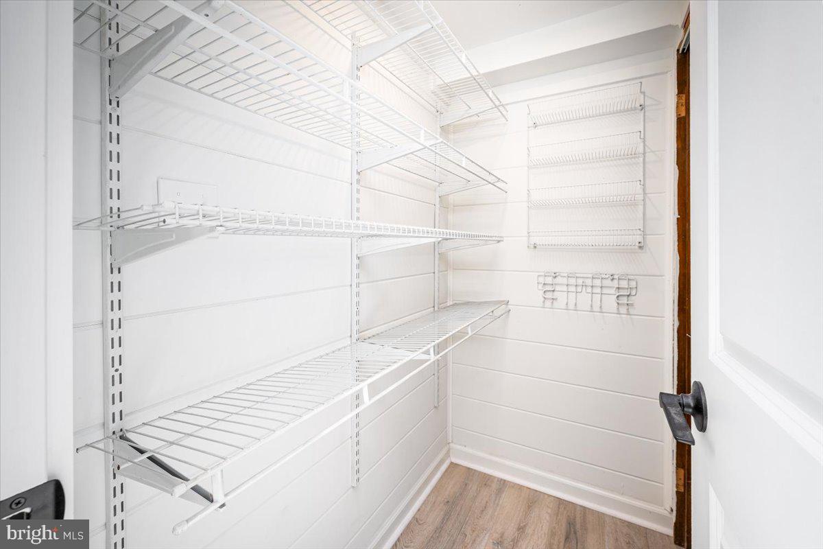 SUMMIT FARMS - Residential