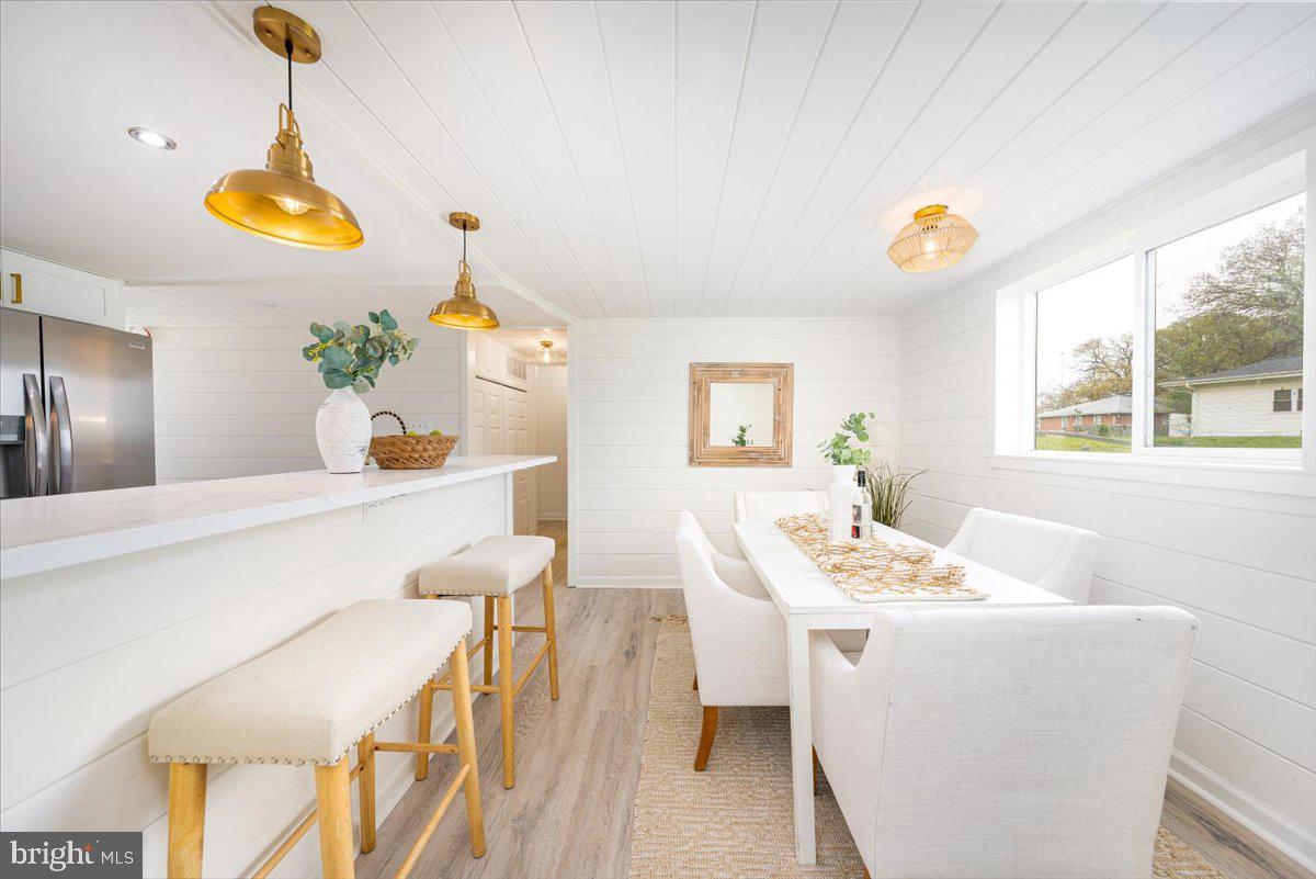 SUMMIT FARMS - Residential